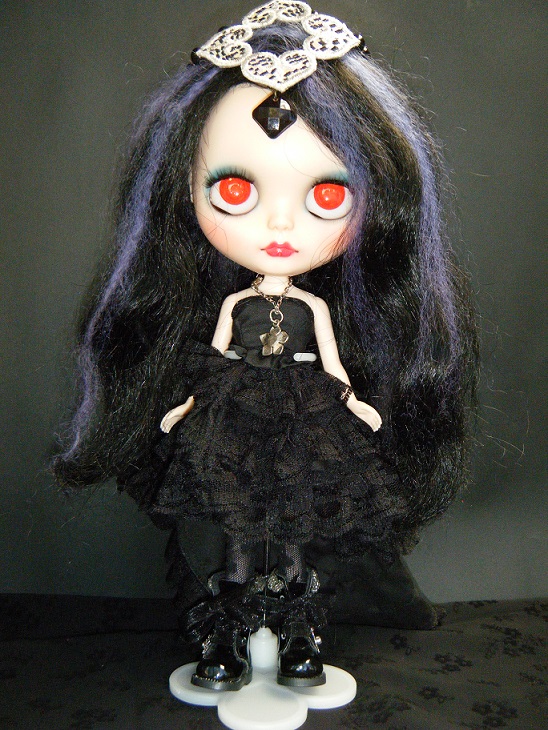 blythe doll gothic